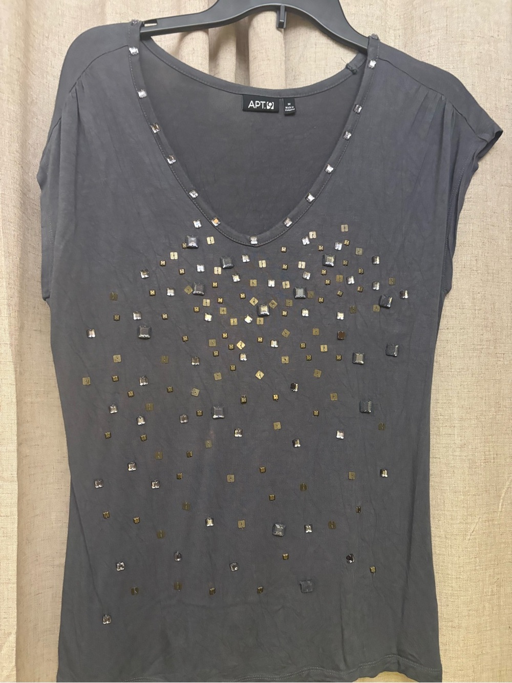 Apt. 9 Gray Short Sleeve V-Neck Tee with Gold & Silver Studs